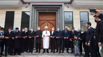 Diyanet İşleri Başkanı Erbaş, Şehitlik Köyü Yeni Camii'ni ibadete açtı