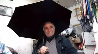 Kırık şemsiyeler Erhan amcaya emanet