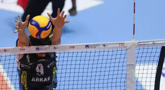 Voleybol: AXA Sigorta Efeler Ligi