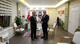 Başkan Altıkulaç'tan Çanakkale Valisi Aktaş'a ziyaret