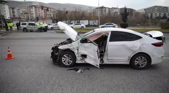 Son dakika haber | Şanlıurfa Valisi Abdullah Erin'in koruma ekibi Malatya'da kaza yaptı, 4 yaralı