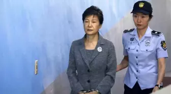 Park Geun-hye: Güney Kore'nin eski devlet başkanı affedildi