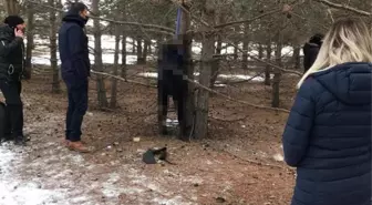 Yaklaşık 1 aydır kayıp olan lise öğrencisi, boynundan atkı ile asılı halde bulundu