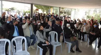 PSAKD Çeşme Şubesi'nde Sedat Mutlu güven tazeledi