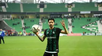 Beğenilmediği için takımdan gönderildi, Sakaryaspor'da gol krallığına oynuyor