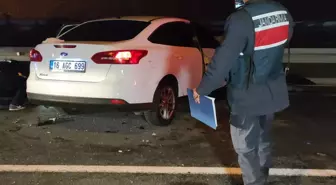 Bursa'da iki otomobilin çarpışması sonucu 3 kişi öldü, 2 kişi yaralandı