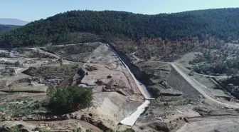 Büyükorhan ilçesindeki Kocadere Göleti'nde yapım çalışmaları devam ediyor