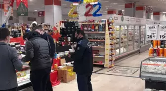 Erzurum'da zabıta ekiplerinin marketlere yönelik fahiş fiyat denetimi sürüyor