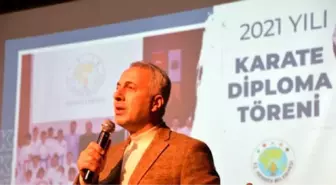 HENDEKLİ KARATECİLER TERFİ ETTİ