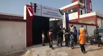 İnsan Vakfı'nın açtığı okulda iç savaş mağduru 900 öğrenci eğitim görecek