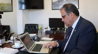 Son dakika haberleri... KKTC Başbakanı Sucuoğlu, AA'nın 'Yılın Fotoğrafları' oylamasına katıldı