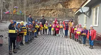 Son dakika haberi! Çocuklara bot mont yardımı