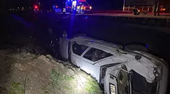 Son dakika haber! İzmir'de otomobilin devrilmesi sonucu 1 kişi öldü, 2 kişi yaralandı