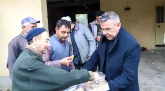 Başkan Güler'den Gönüllü vatandaşlara baklava ikramı