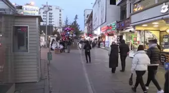 İç Anadolu'da cadde ve sokaklarda 'yılbaşı' yoğunluğu