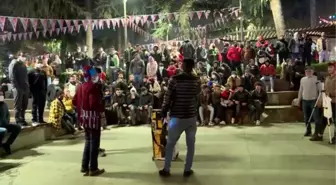 Vali Ustaoğlu, vatandaşların yeni yılını kutladı