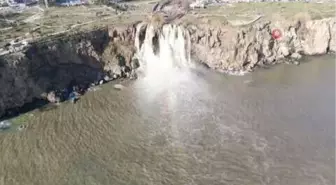 Dünyaca ünlü şelale fırtına sonrası adeta çamur çağladı