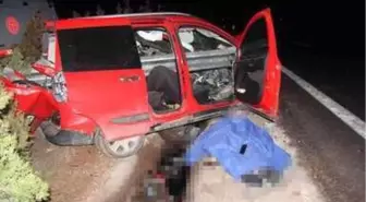 Araç bariyerlere ok gibi saplandı! Ağabeyini arayan kardeşi hayatının en kötü anını yaşadı