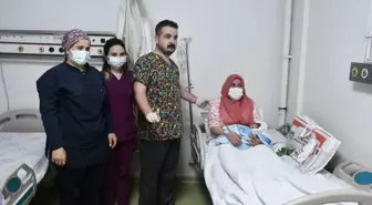 Son dakika haber! Gaziantep Valisi Davut Gül, Cengiz Gökçen Kadın, Doğum ve Çocuk Hastalıkları Hastanesi'nde yeni yılın ilk dakikalarında 3,5 kilogram dünyaya gelen ve...