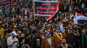 Irak'ta Kasım Süleymani için anma töreni düzenlendi