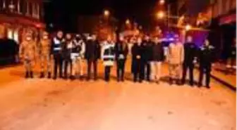 Kaymakam Demir, yılbaşında güvenlik güçlerini yalnız bırakmadı