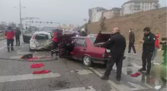 Son dakika: KIRIKKALE - Zincirleme trafik kazasında 5 kişi yaralandı