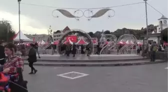 Marmaris sahillerinde yılın ilk günü yoğunluğu