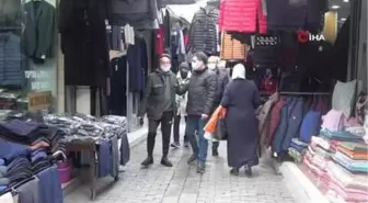 Nazif Zorlu'nun duygusal anları... Her şey yıllar önce bu küçük atölyede başladı, şimdi ürettiklerini dünyaya ihraç ediyor