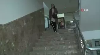 Rukiye öğretmen engelleri aşarak çocukluk hayalini gerçekleştirdi