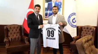 Aydınspor'dan Rektör Aldemir'e 'forma' jesti