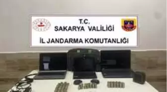 İlkokuldan bilgisayar ve para çalan 2 şahıs tutuklandı