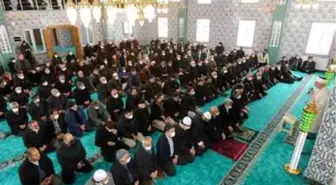 Karagündüz Mahallesi'nde bin 500 kişilik cami ibadete açıldı