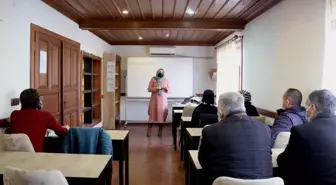 ''Osmanlıca, İngilizce, Okuma – Yazma ve Diksiyon'' kursları Değirmen Millet Kıraathanesi'nde başladı
