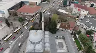 İstanbul'un göbeğinde tarihi mezarlıklar yok oluyor