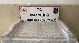 Uşak'ta 17 bin 300 bandrolsüz makaron ele geçirildi