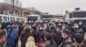 Son dakika gündem: PKK'LI SAKİNE CANSIZ'I ANMAYA TERÖR PROPAGANDASI GEREKÇESİYLE İZİN VERİLMEDİ