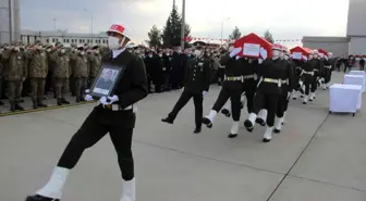 Son dakika haber: Şehitler törenle memleketlerine uğurlandı