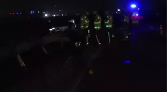 BARİYERE ÇARPAN MOTOSİKLETTE ESRA ÖLDÜ, ARKADAŞI AĞIR YARALANDI