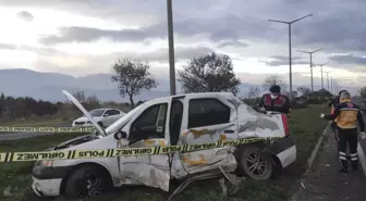 Manisa'da tırla çarpışan otomobilin sürücüsü öldü