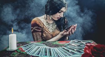 Tarot falı günah mı? Tarot falı caiz mi? Tarot falı günah mıdır diyanet? Tarot falı nedir?