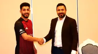 Vanspor 2 futbolcuyla sözleşme imzaladı