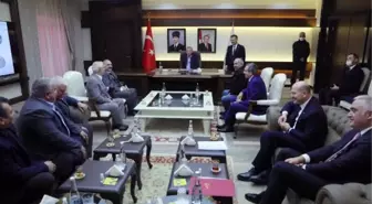 Cumhurbaşkanı Erdoğan: Tatlısu siyasetçilerini cahillikleriyle baş başa bırakıyorum (3)