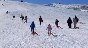 Muş kayak merkezi cıvıl cıvıl