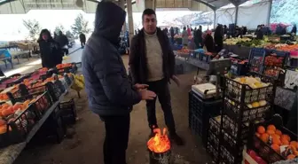 Kar yağdı, pazar yeri boş kaldı