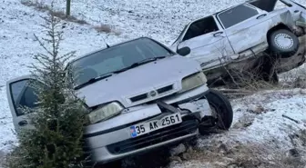 Denizli'de 3 aracın karıştığı kaza: 1 ölü, 2 yaralı