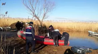 Manyaslı balıkçının gölde aranmasına devam ediliyor