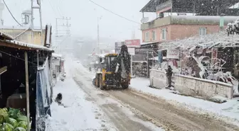 Osmaniye'nin Bahçe ve Hasanbeyli ilçelerinde kar nedeniyle eğitime ara verildi