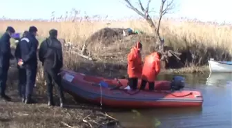 Son dakika haberi | BALIKESİR - Manyas Gölü'nde kaybolan balıkçıyı arama çalışmaları devam ediyor