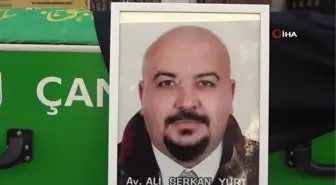 Çanakkale'de yüksekten düşerek hayatını kaybeden avukat toprağa verildi