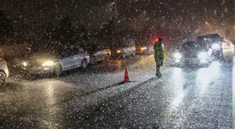 İstanbul'daki kuvvetli kar yağışı için bir uyarı da Meteoroloji'den: Cuma'dan itibaren 5 güne dikkat